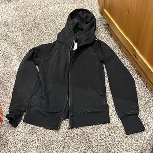 LIKE NEW LULULEMON SCUBA